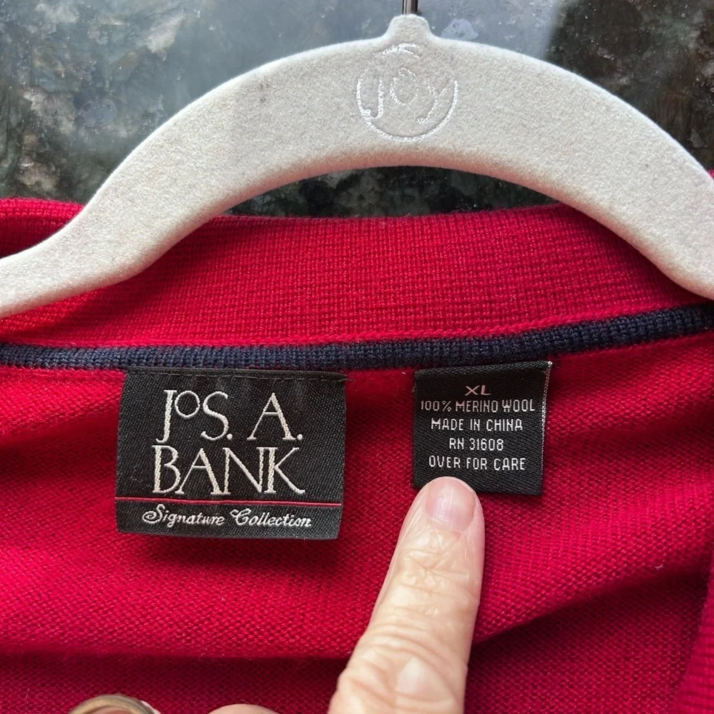 Jos. A Bank Merino Wool 3 button collared pullover sweater. True red. Classic.